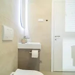 South&west By Belmont Realty Apartman Zadar