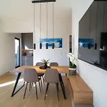 아파트 South&west By Belmont Realty 자다르